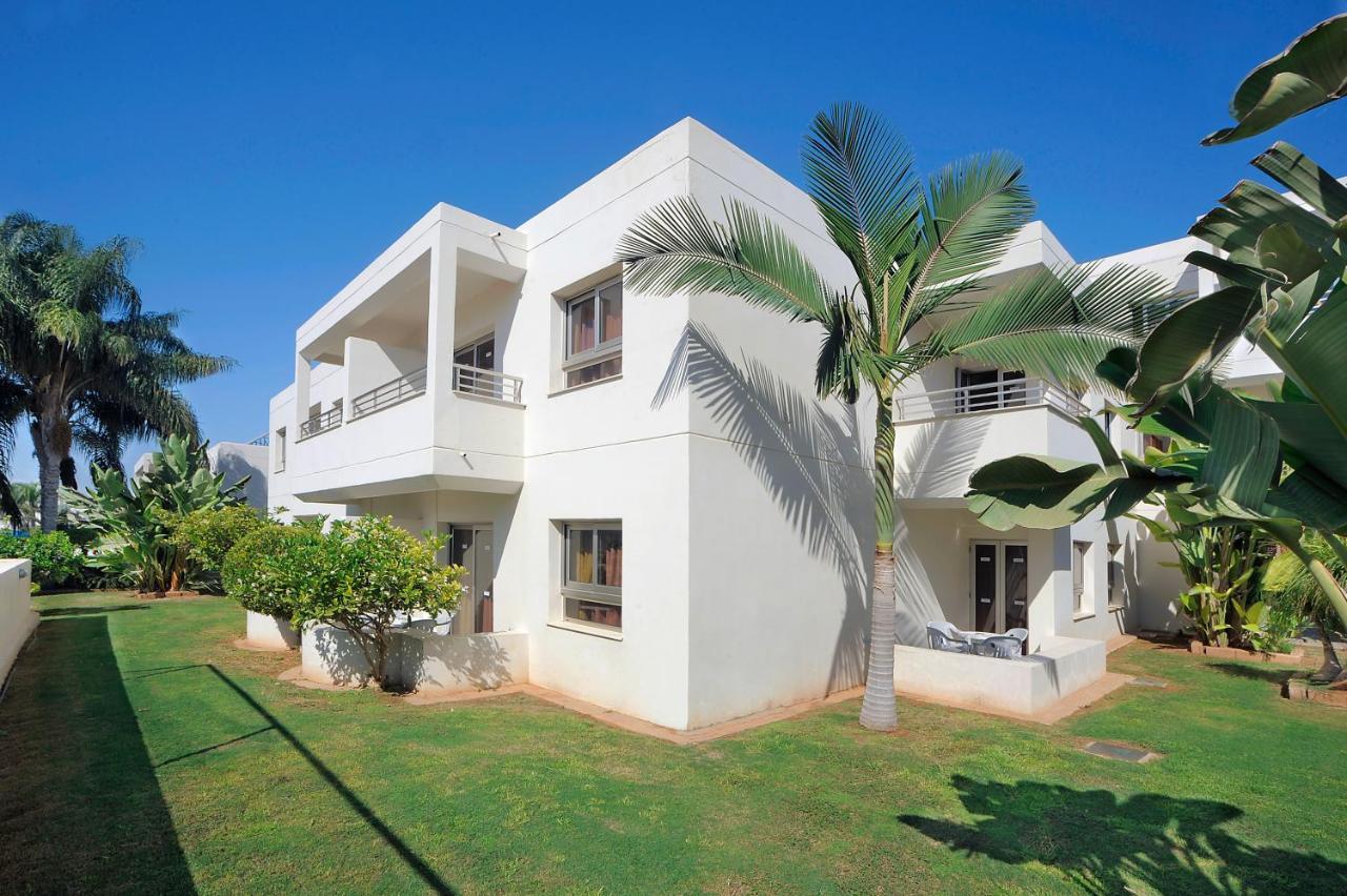 Euronapa Hotel Apartments Agia Napa Exterior foto