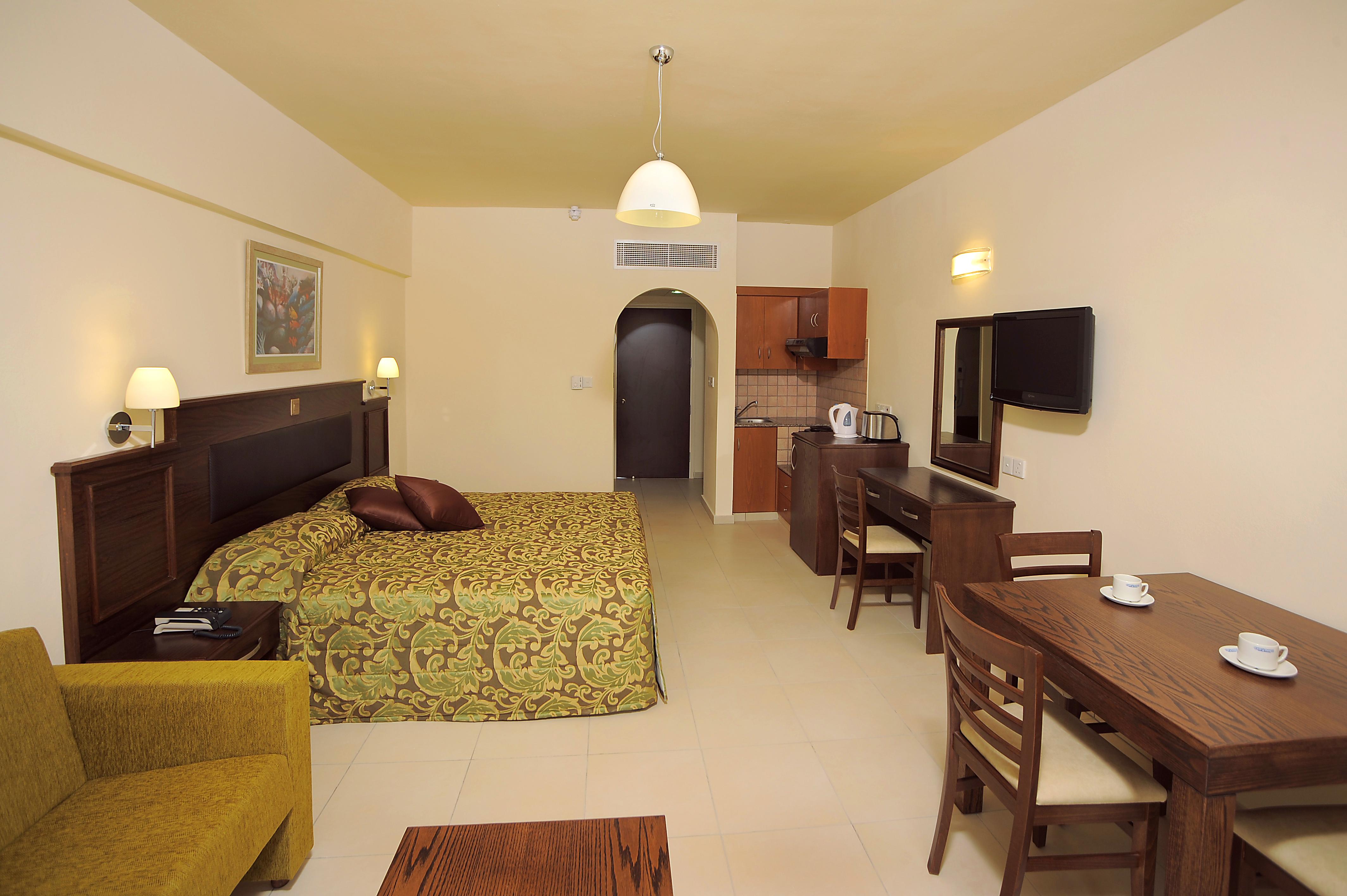 Euronapa Hotel Apartments Agia Napa Exterior foto
