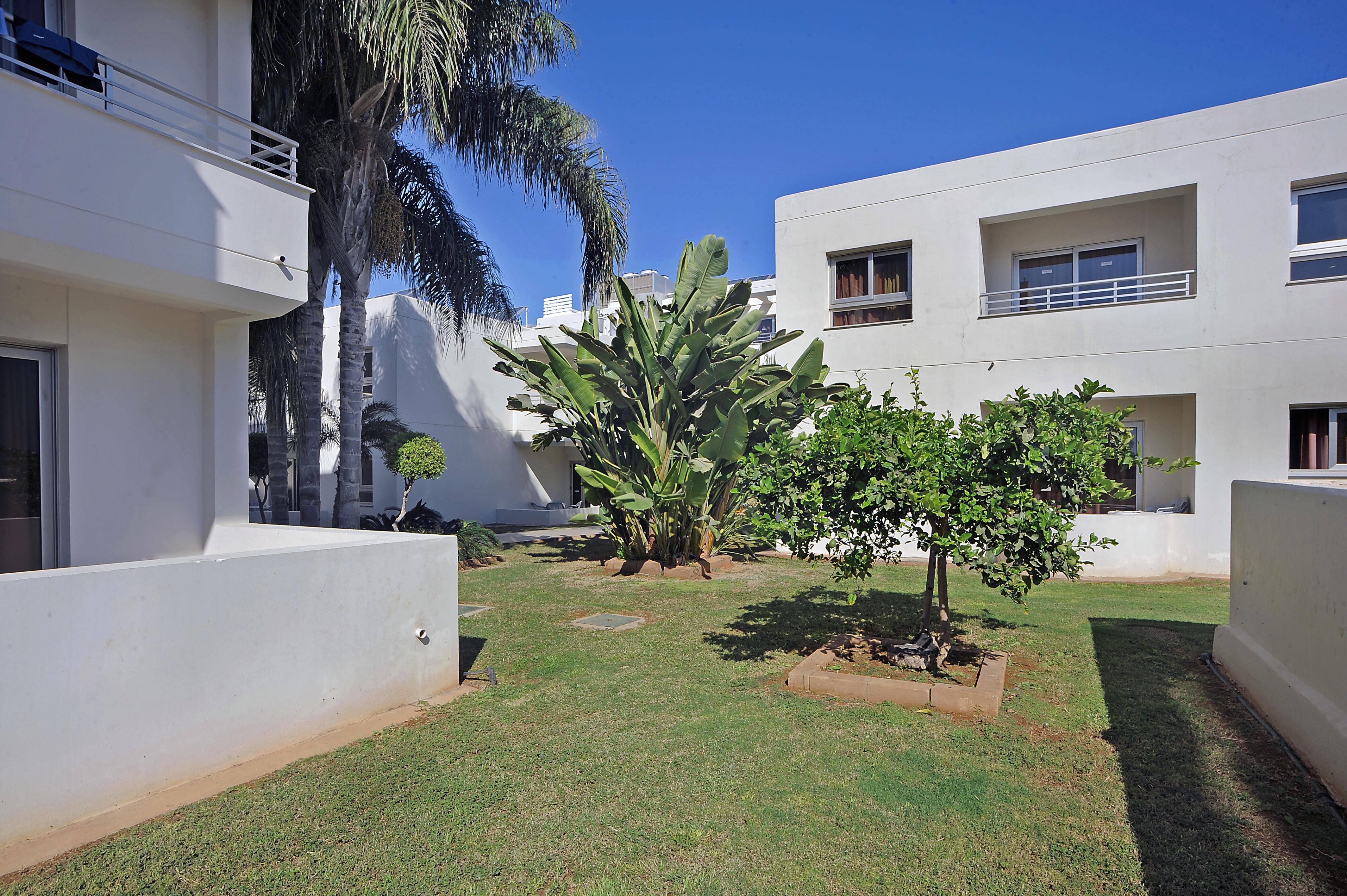 Euronapa Hotel Apartments Agia Napa Exterior foto