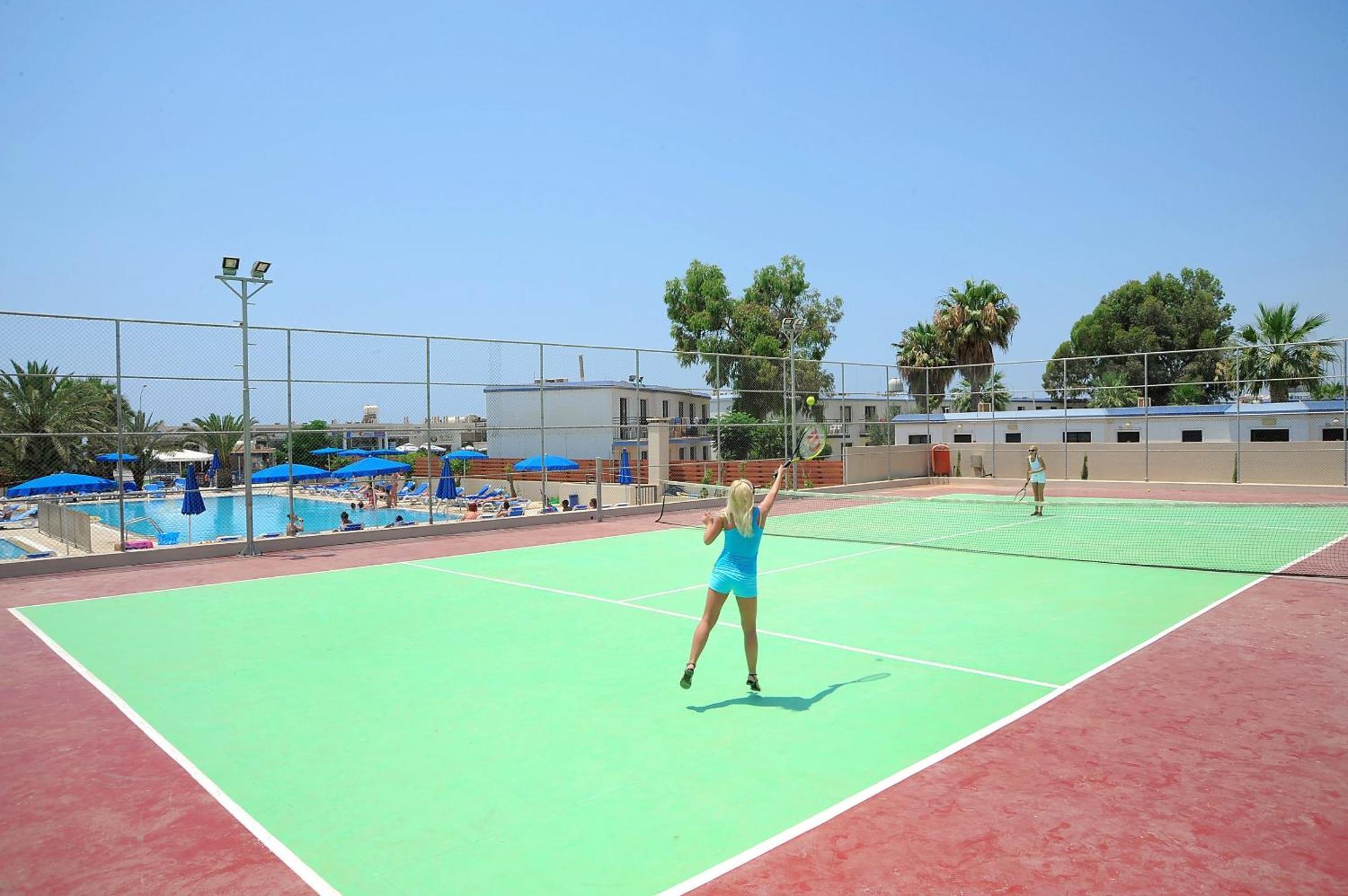 Euronapa Hotel Apartments Agia Napa Exterior foto